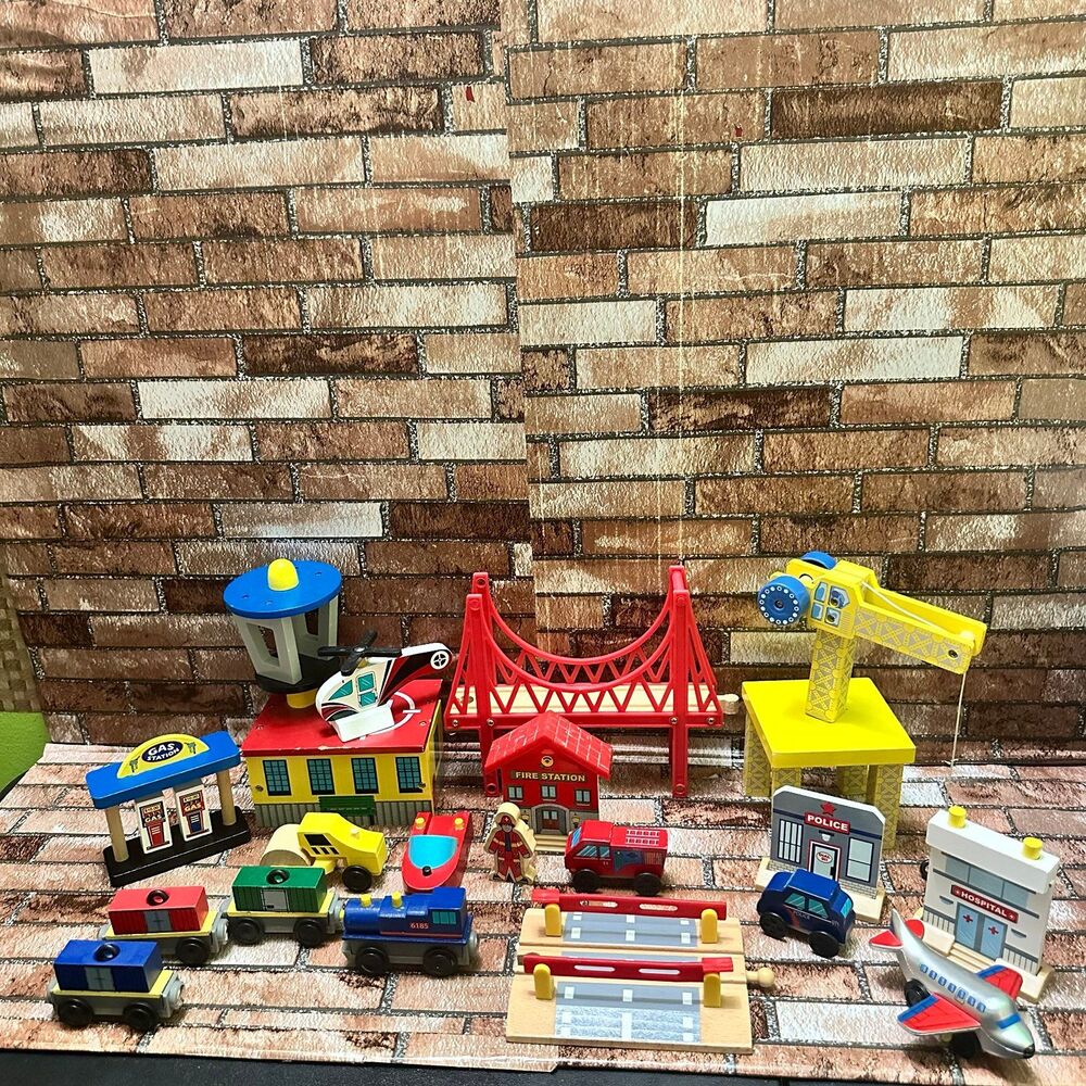 Thomas & Friends Colorful Wooden Toy Set